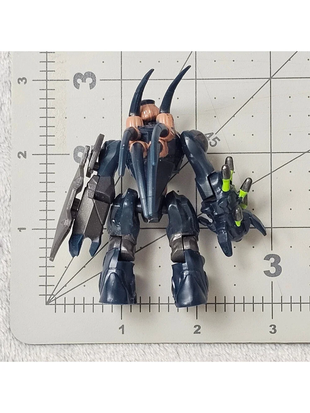 Halo Mega Bloks Construx Covenant Hunter Micro Action Figure Blue Shield Horns
